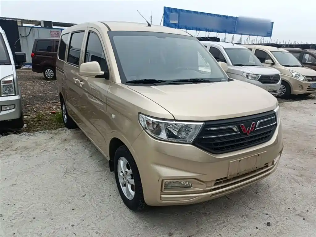 Wuling Hongguang V 2023 — фото 4