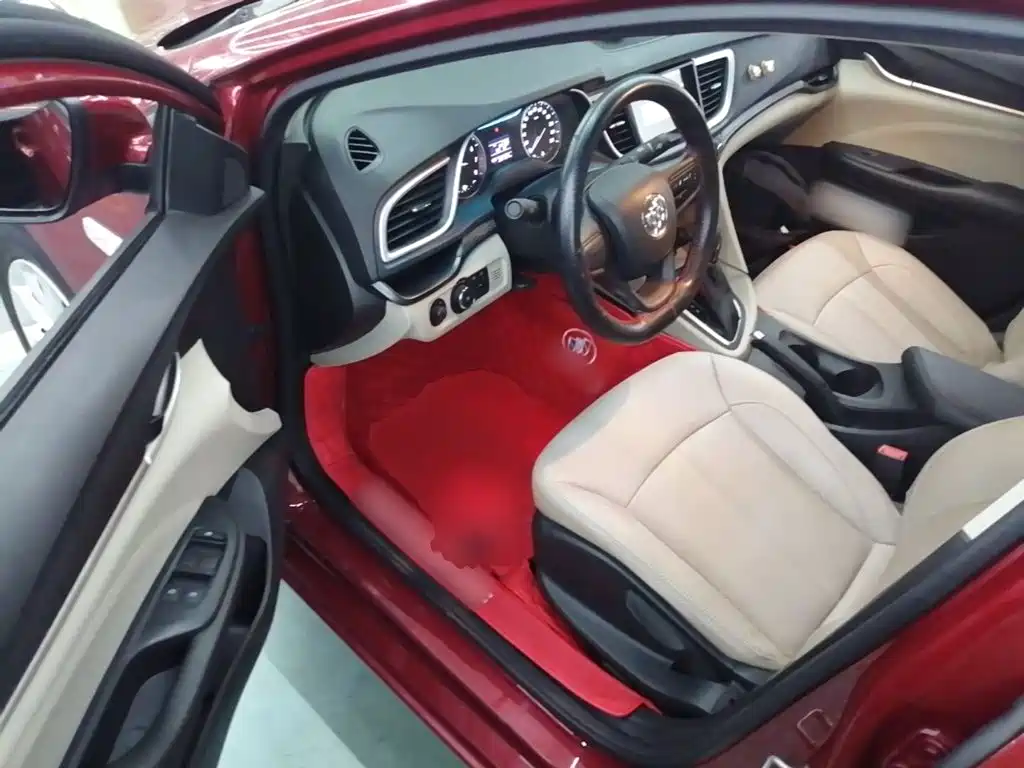 Buick Excelle GT 2018 — фото 16