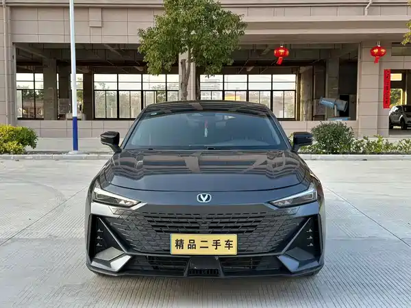 Changan UNI-V 2025