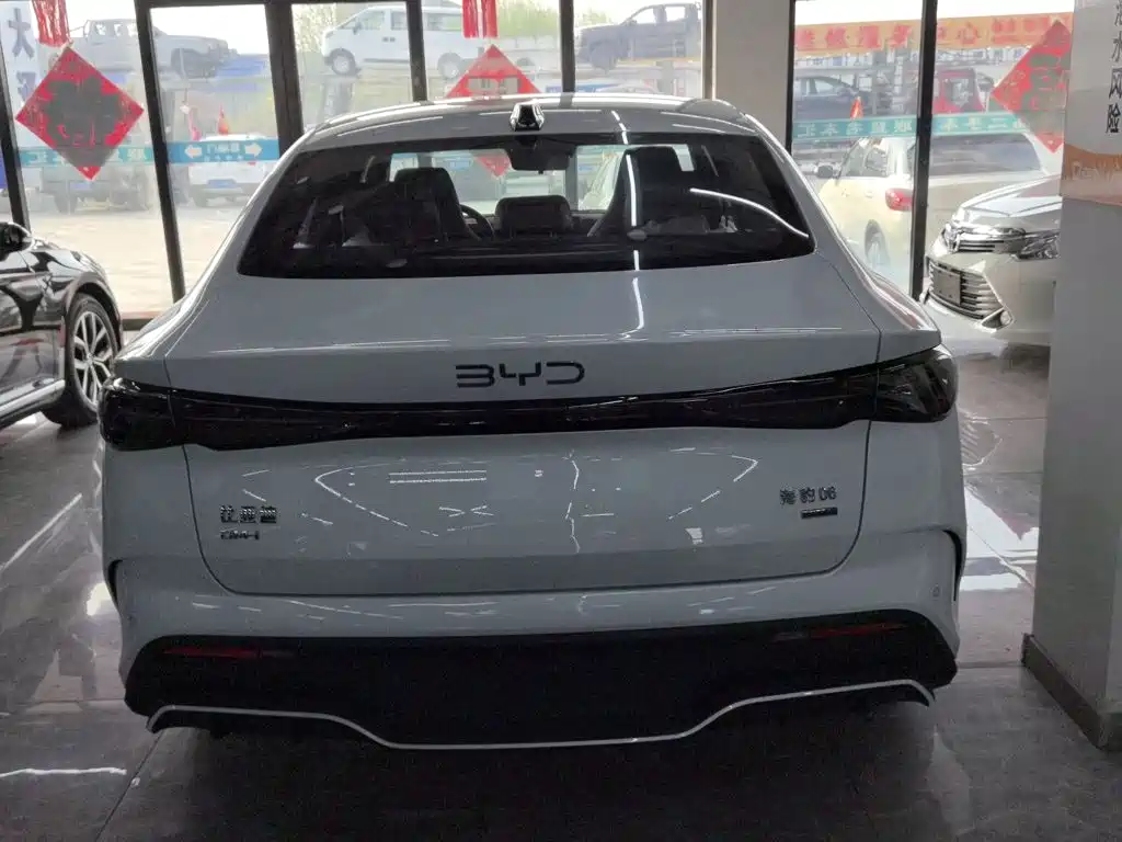 BYD Seal 06 2025