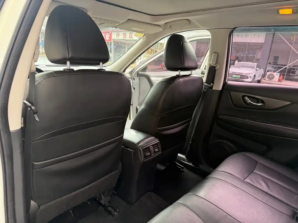 Nissan X-Trail 2015 — фото 24
