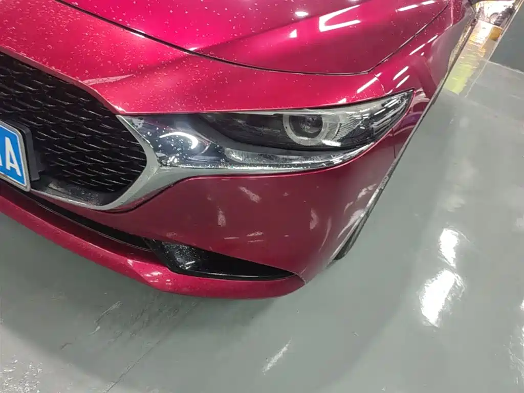 Mazda 3 Axela 2019 — фото 24