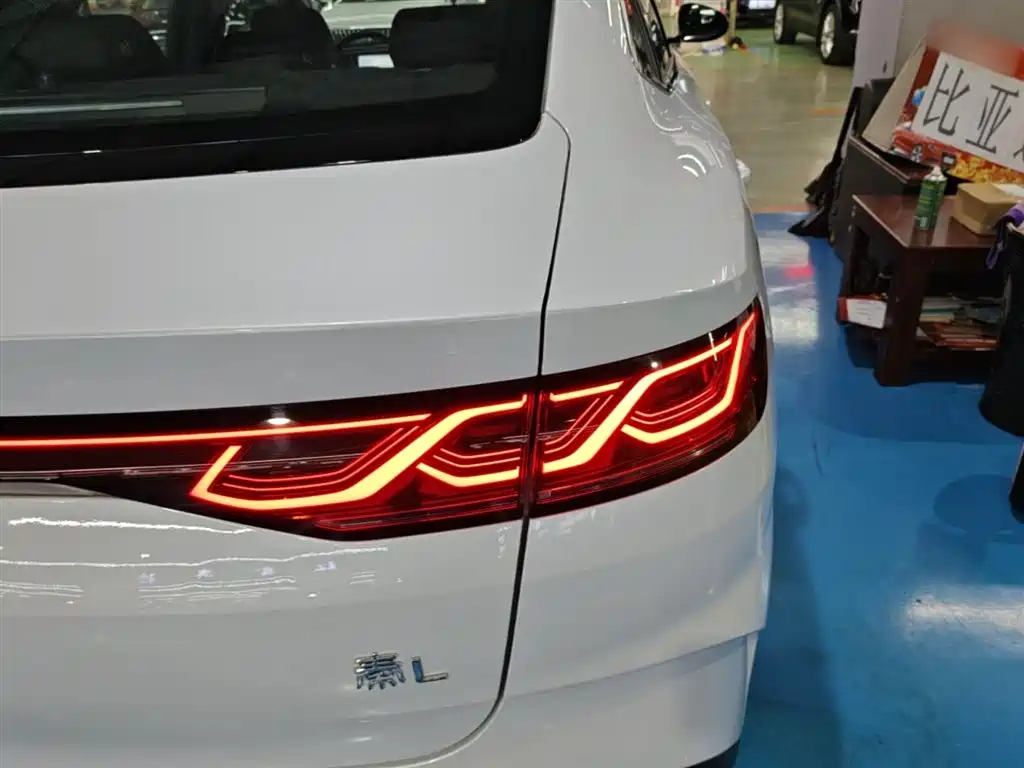 BYD Qin L 2025 — фото 8