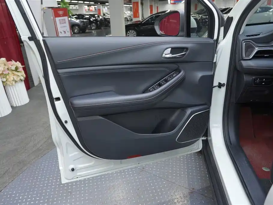 GAC Motor Trumpchi GS4 2020 — фото 17