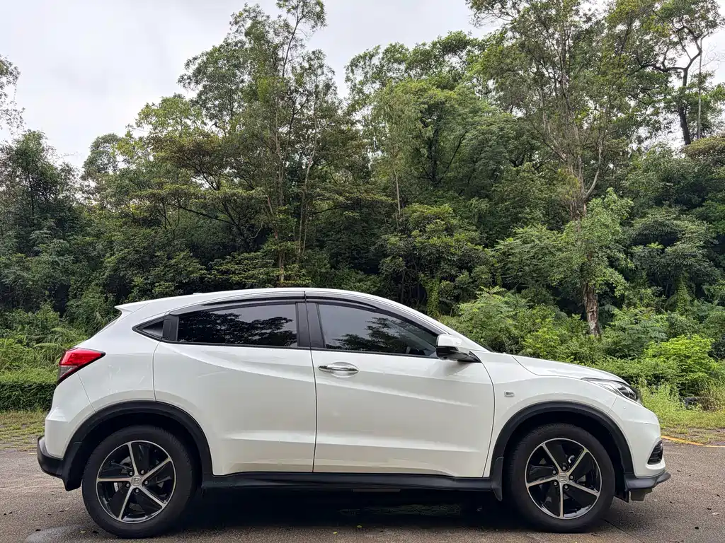 Honda Vezel 2020 — фото 6