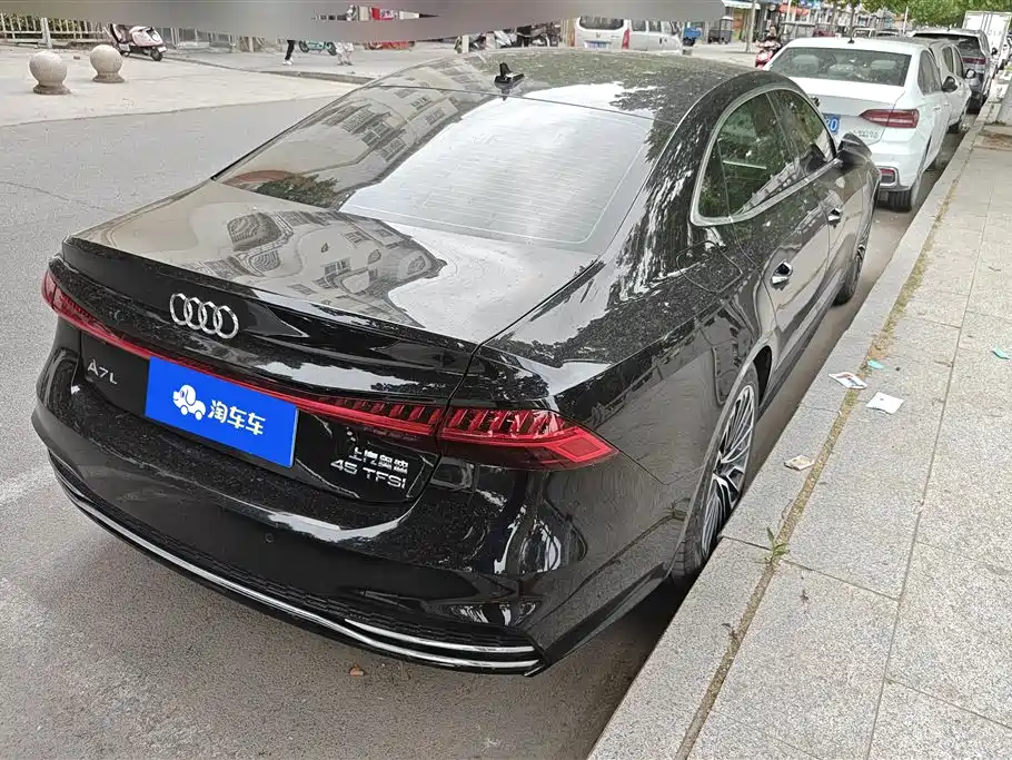 Audi A7L 2025 — фото 3