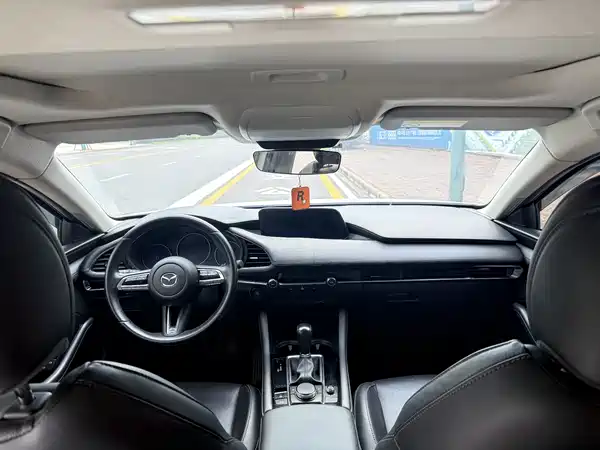 Mazda 3 Axela 2020