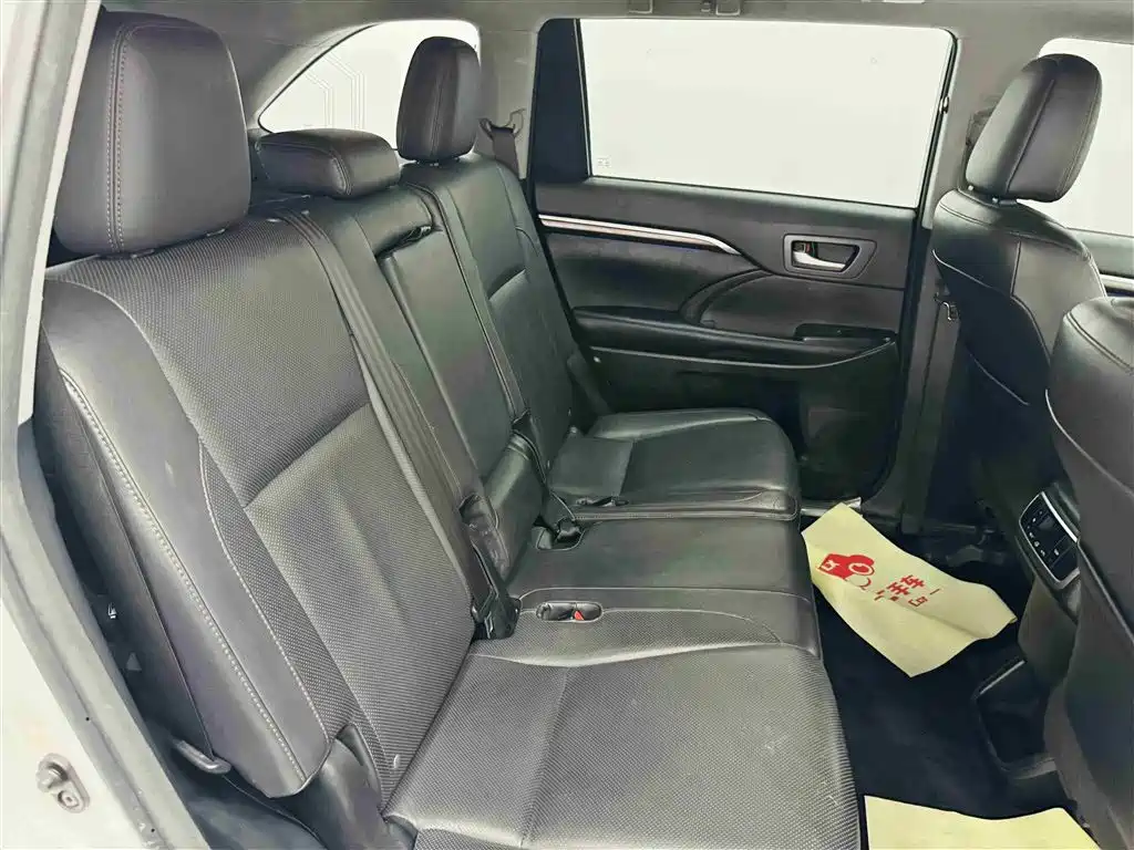 Toyota Highlander 2017 — фото 31