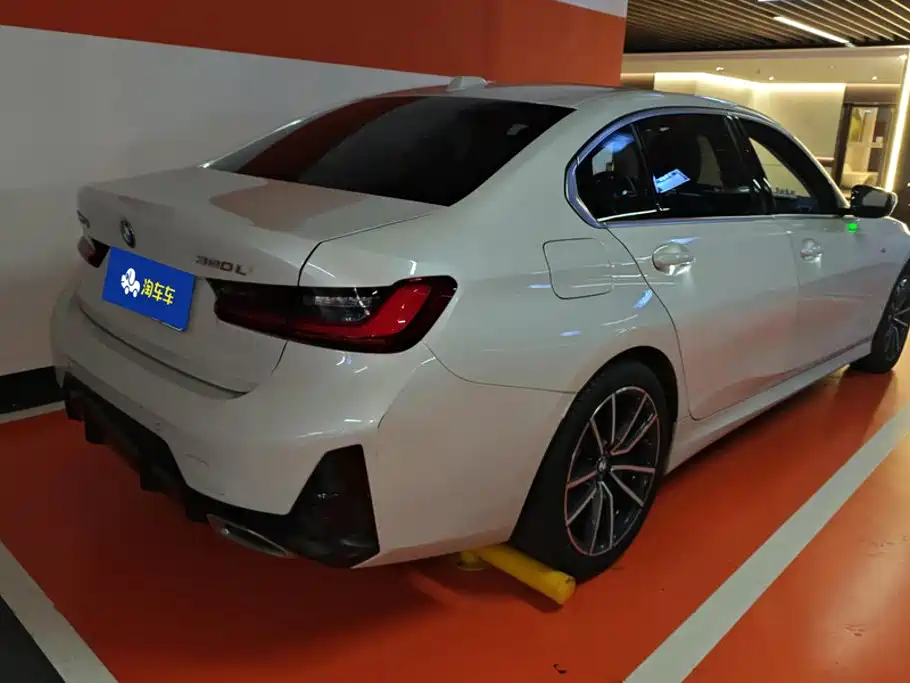 BMW 3 Series 2023