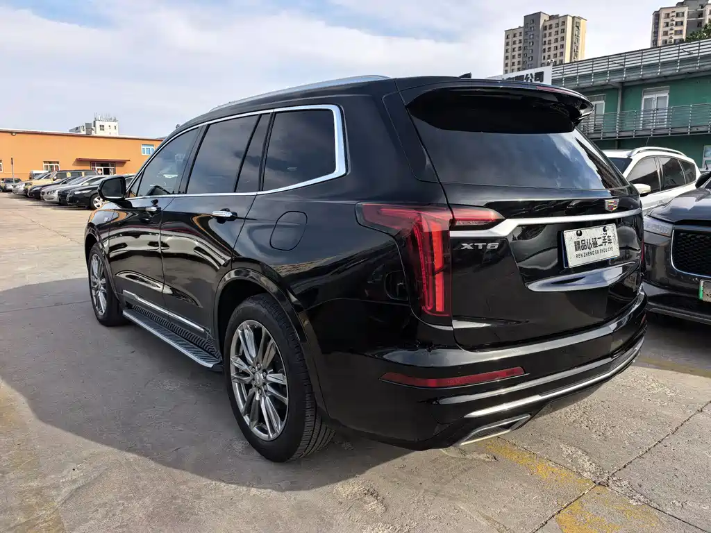 Cadillac XT6 2021 — фото 4