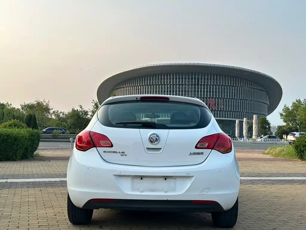 Buick Excelle 2014
