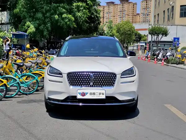 Lincoln Corsair 2020