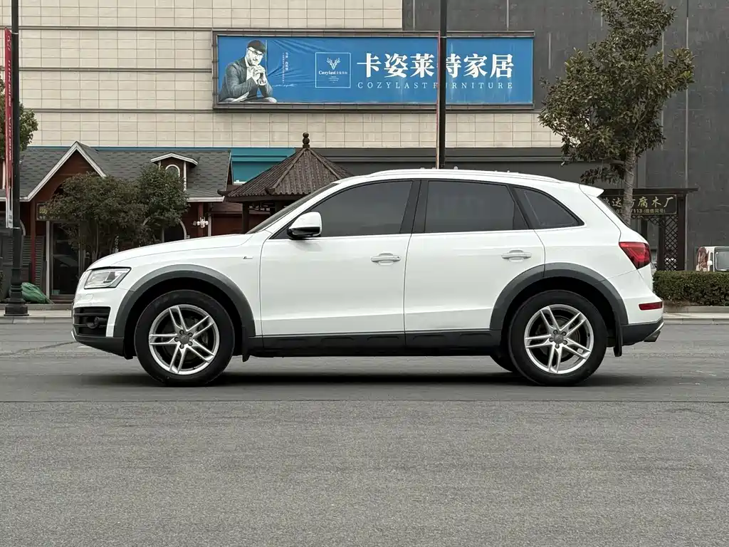 Audi Q5 2018 — фото 21