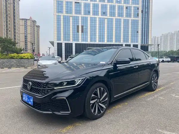 Volkswagen Passat 2022