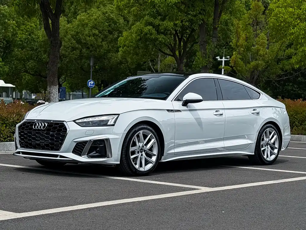 Audi A5 2023 — фото 1