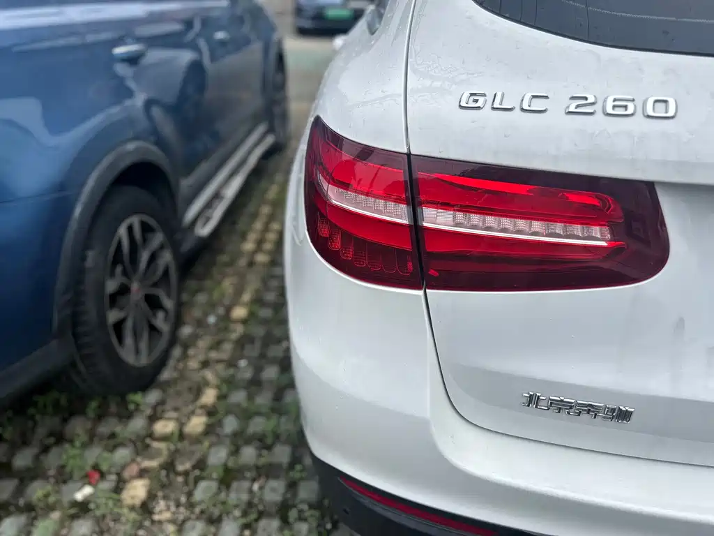 Mercedes-Benz GLC 2016 — фото 13