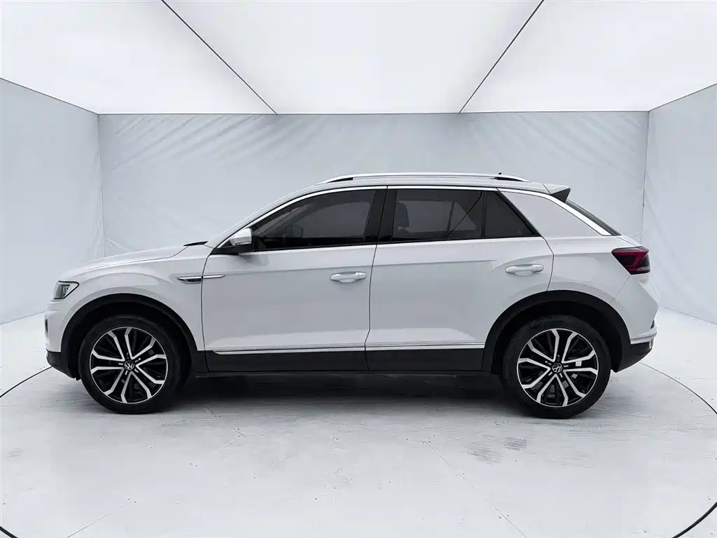 Volkswagen T-Roc 2021 — фото 7