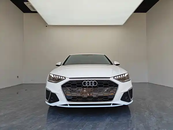 Audi A4L 2022