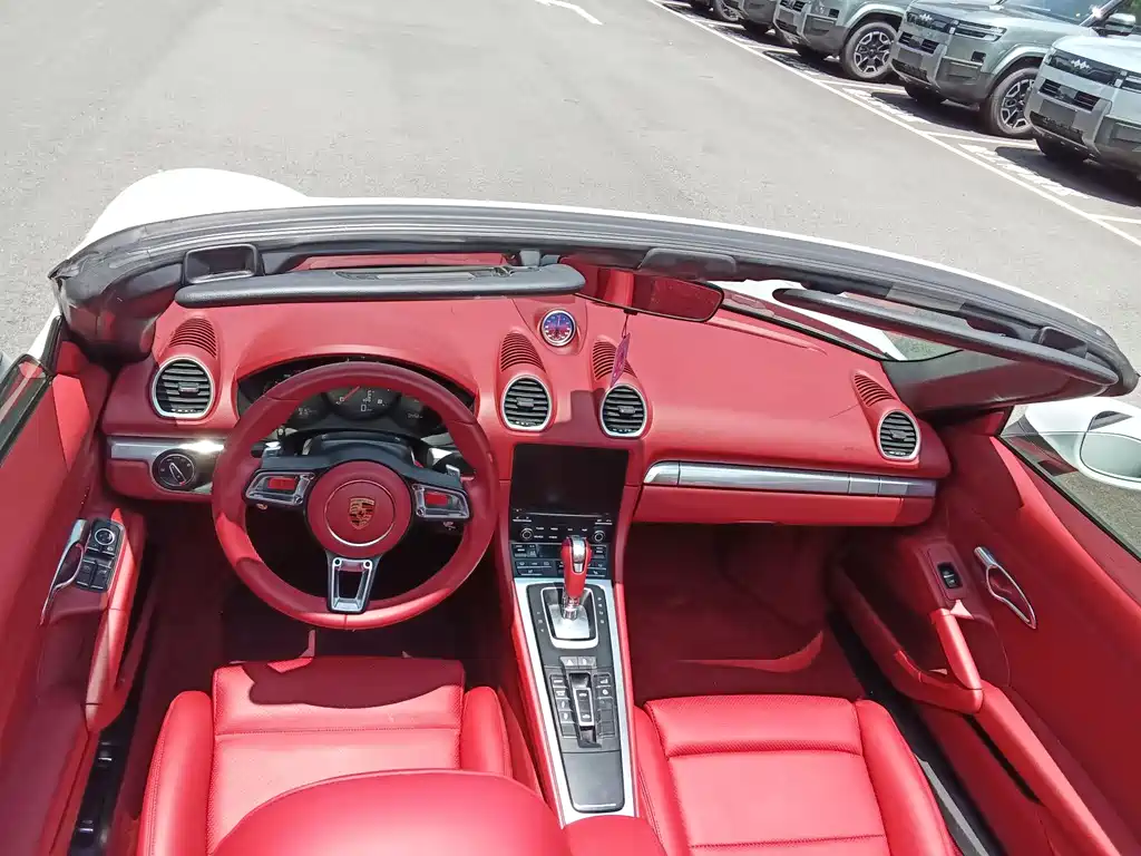 Porsche 718 2016