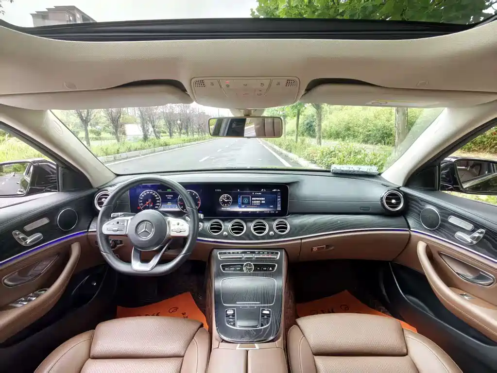 Mercedes-Benz E-Class 2019 — фото 9