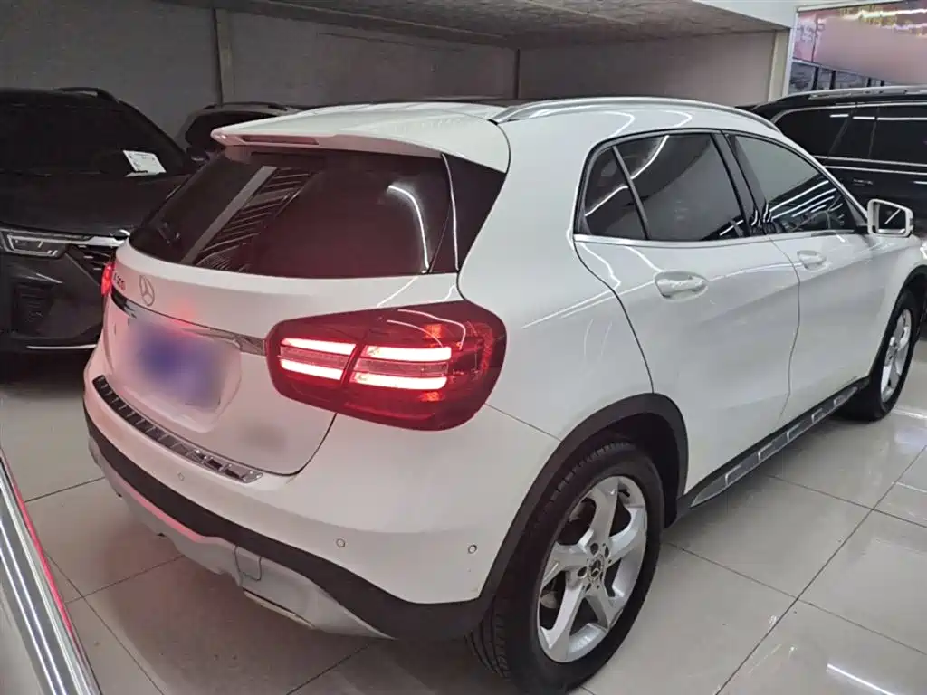 Mercedes-Benz GLA 2017 — фото 5