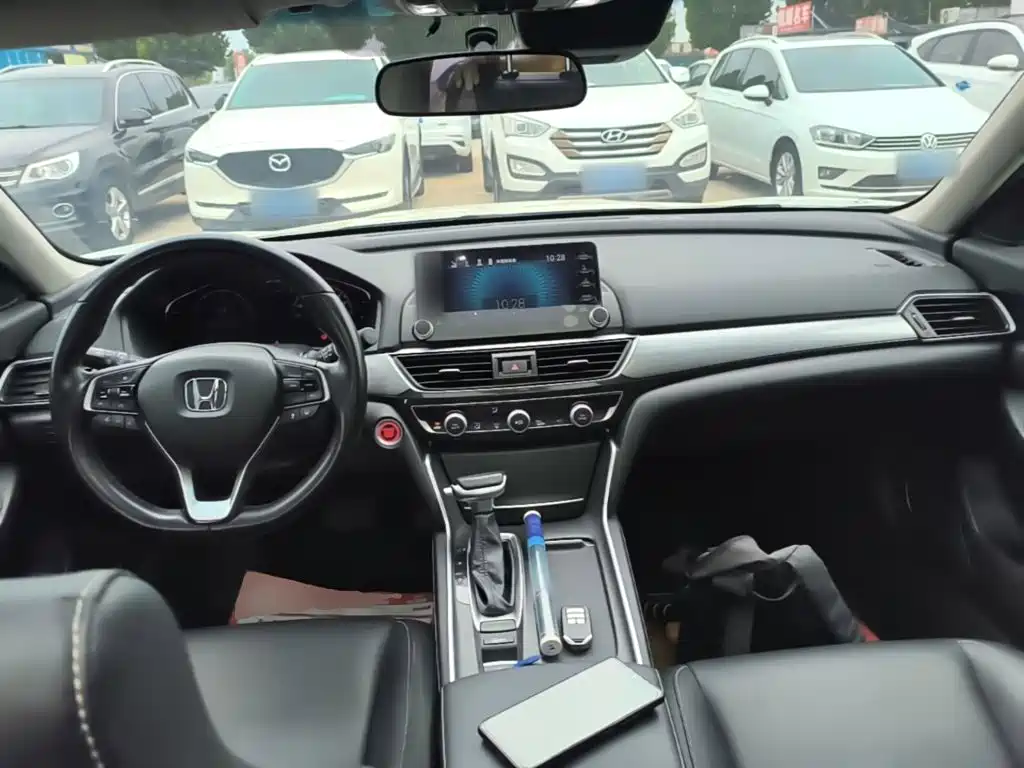 Honda Inspire 2021 — фото 10