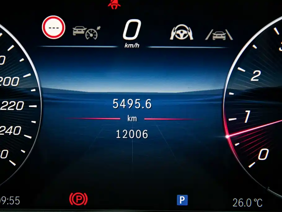 Mercedes-Benz E-Class 2025 — фото 17