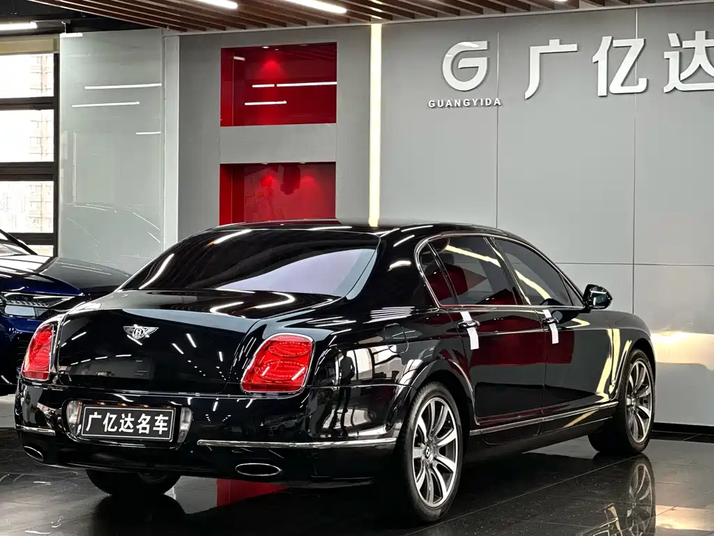 Bentley Flying Spur 2012 — фото 27