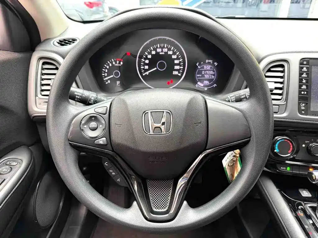 Honda Vezel 2022 — фото 8
