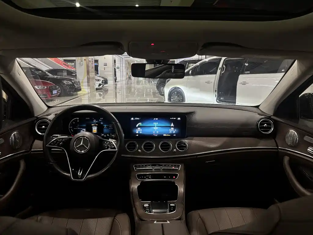 Mercedes-Benz E-Class 2021