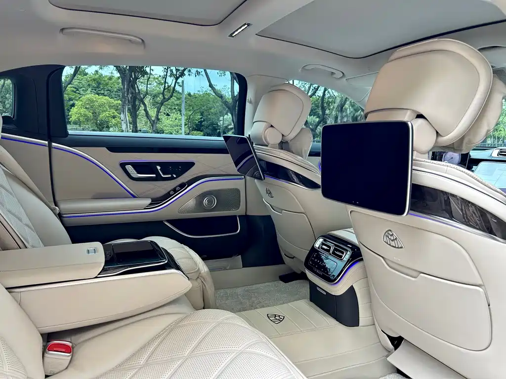 Mercedes-Benz S-Class 2025 — фото 13
