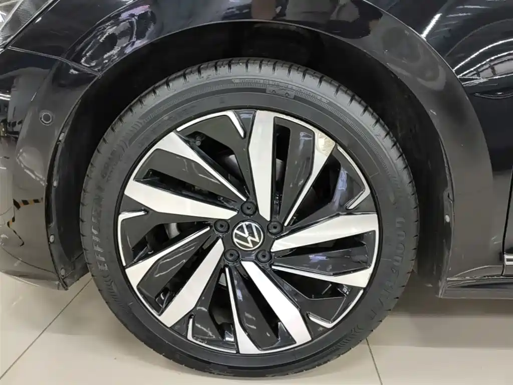 Volkswagen Passat 2021 — фото 23