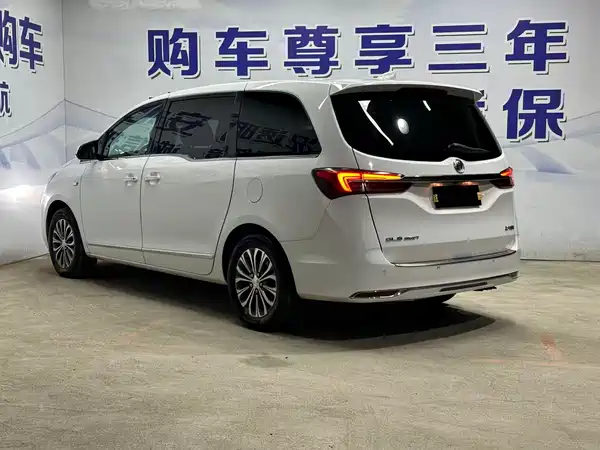 Buick GL8 2020