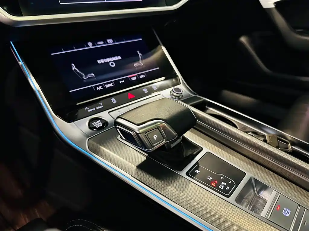 Audi A6L 2024 — фото 11