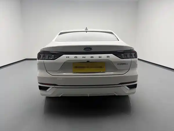 Ford Mondeo 2025