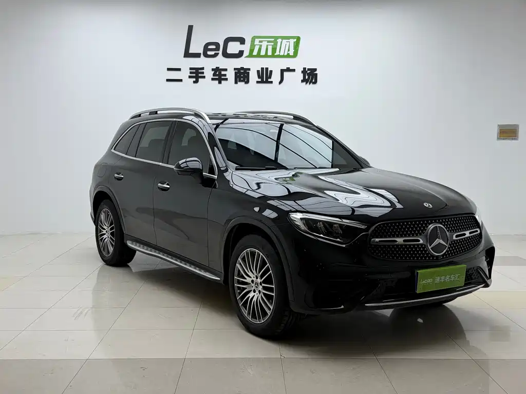 Mercedes-Benz GLC 2023