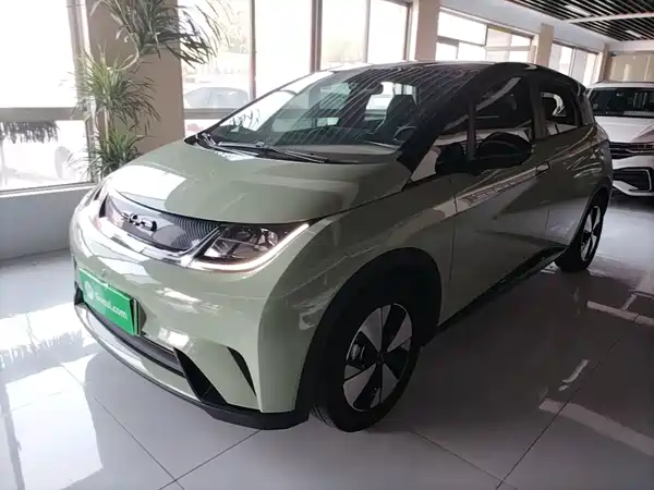 BYD Dolphin 2023
