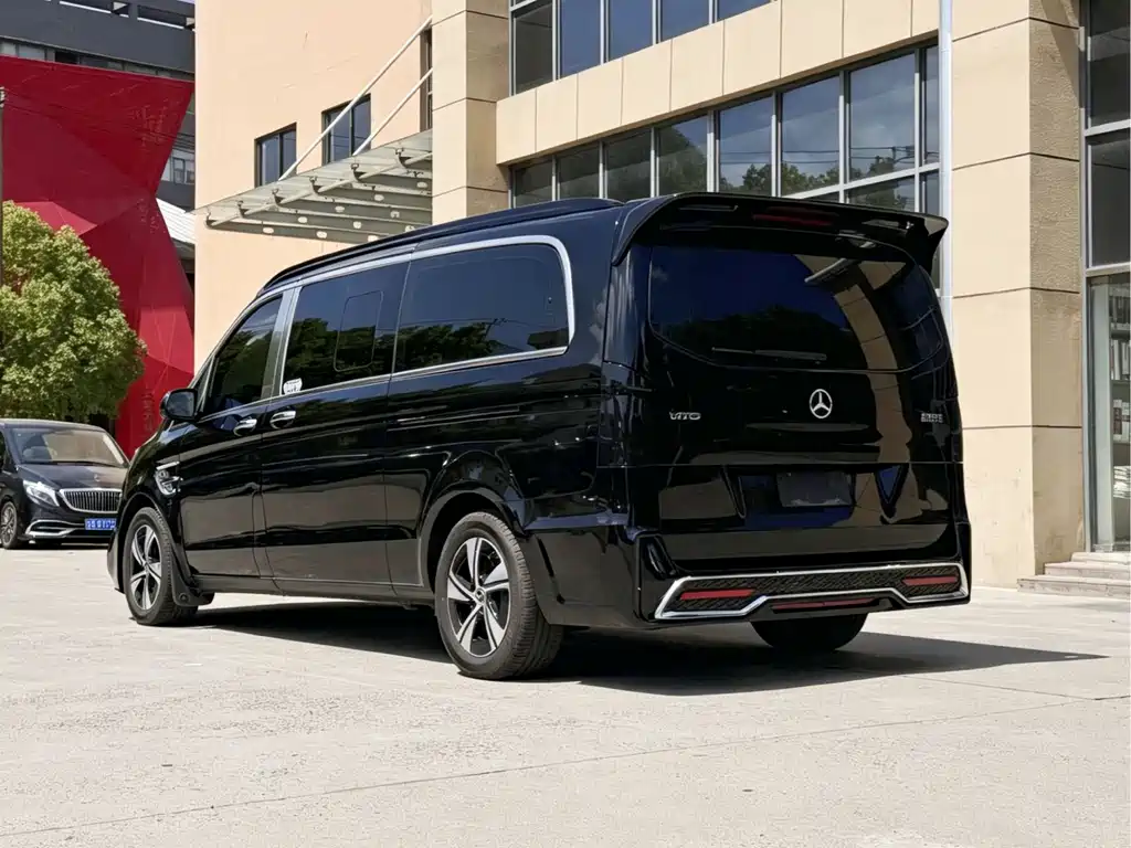 Mercedes-Benz Vito 2025 — фото 4