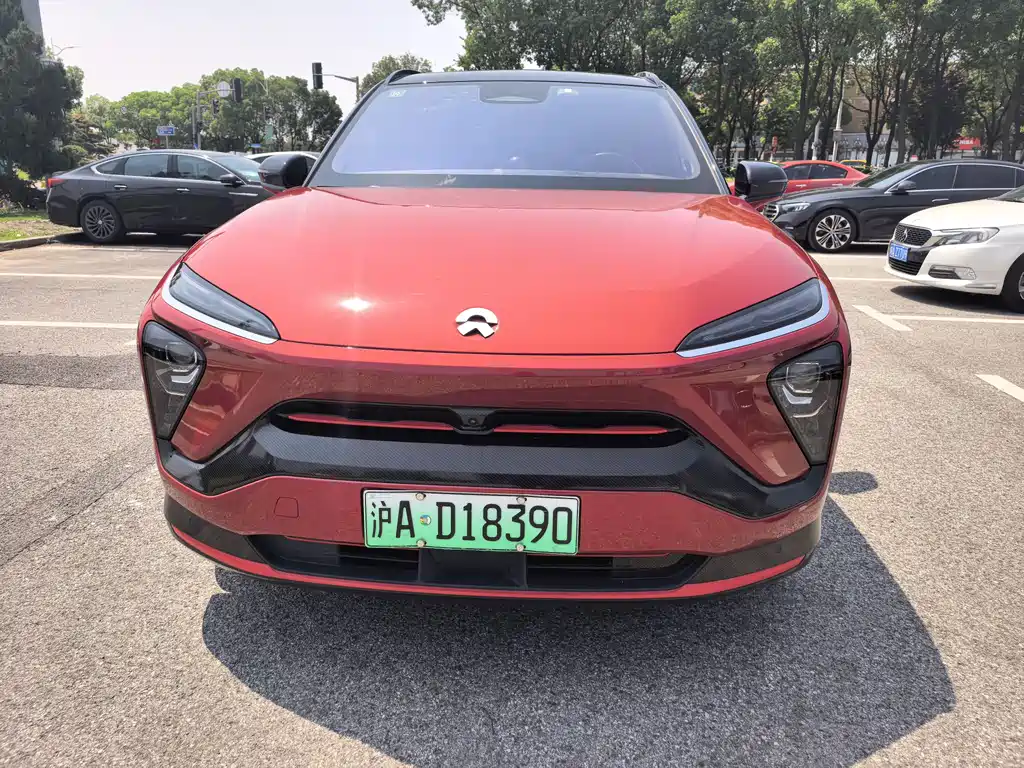 NIO ES6 2020