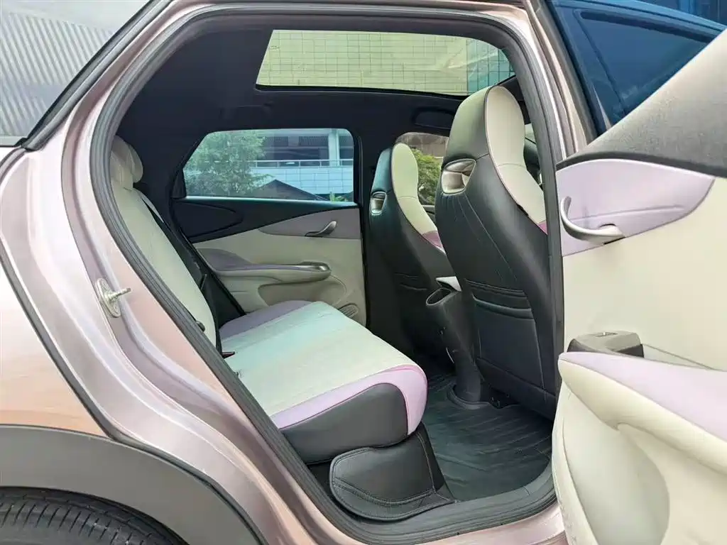 BYD Dolphin 2022 — фото 15