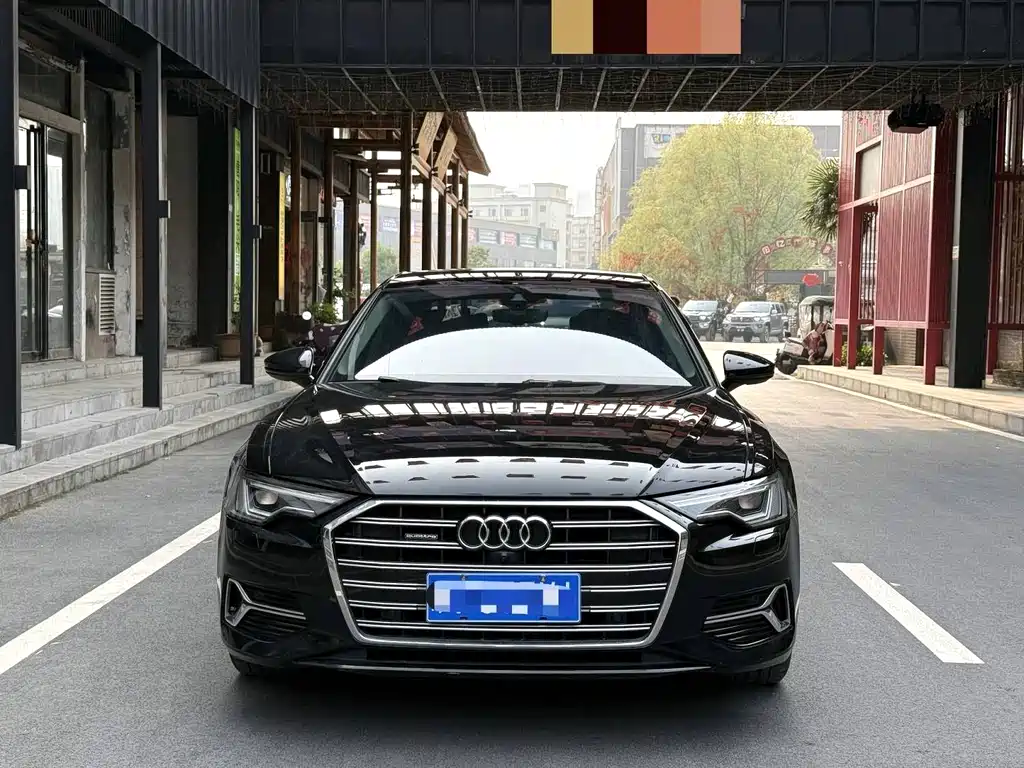 Audi A6L 2022