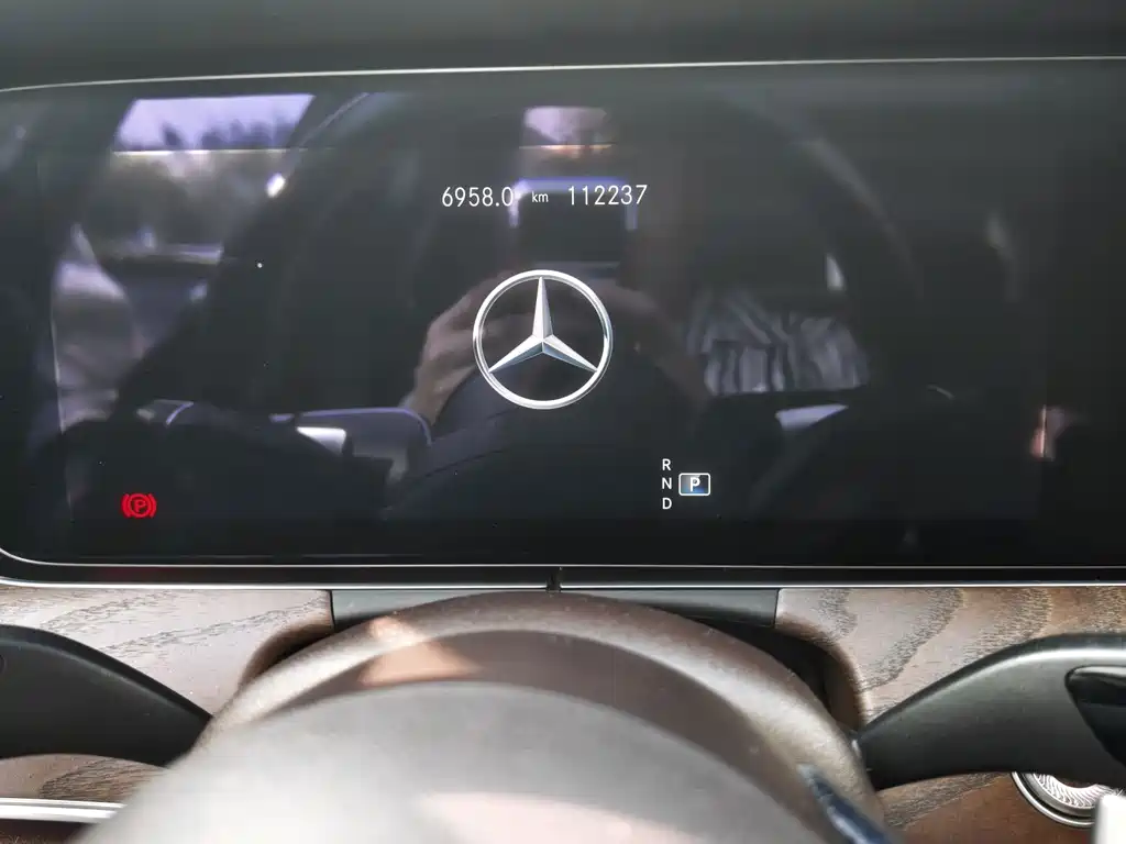 Mercedes-Benz E-Class 2023 — фото 14