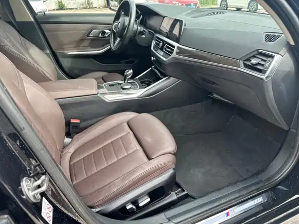 BMW 3 Series 2020