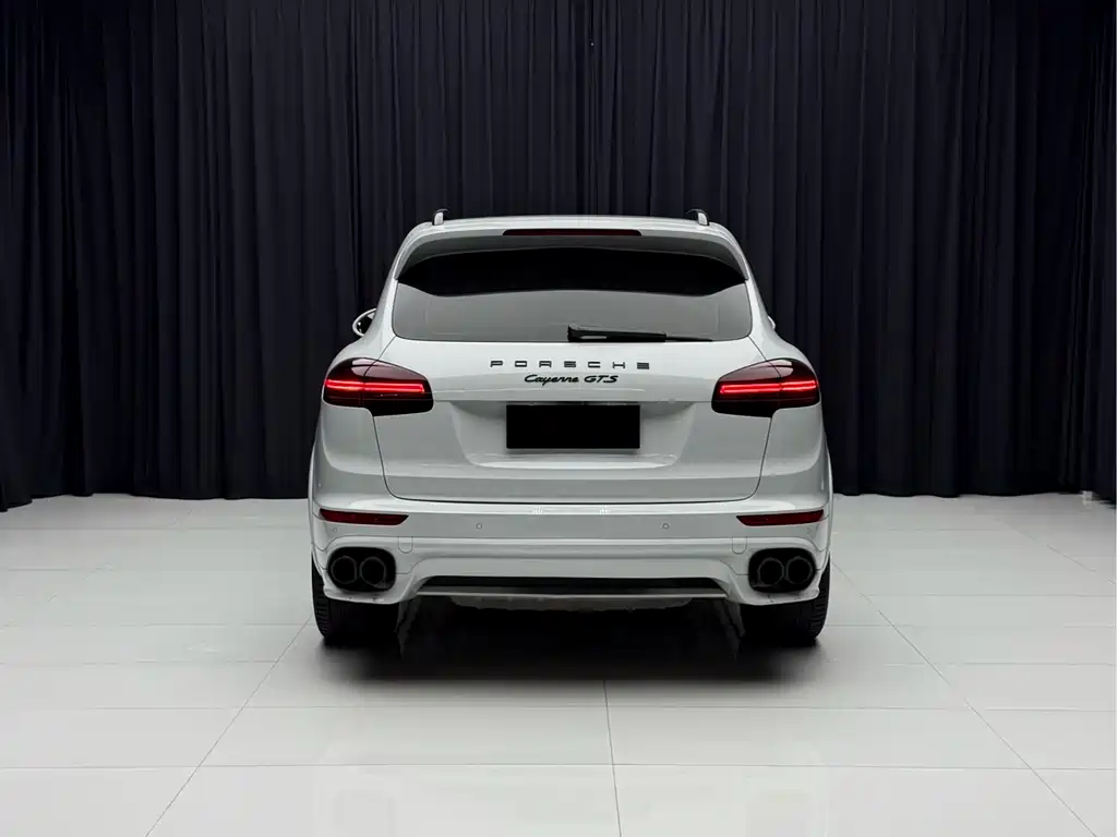Porsche Cayenne 2016 — фото 5