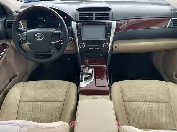 Toyota Camry 2013