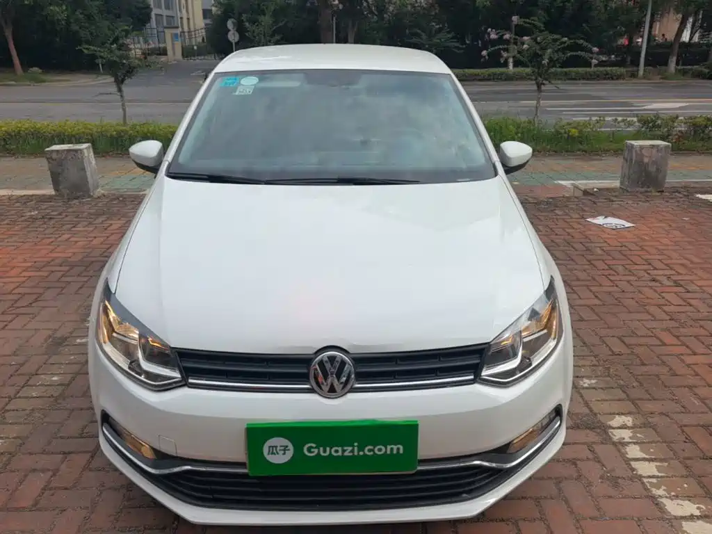 Volkswagen Polo 2015