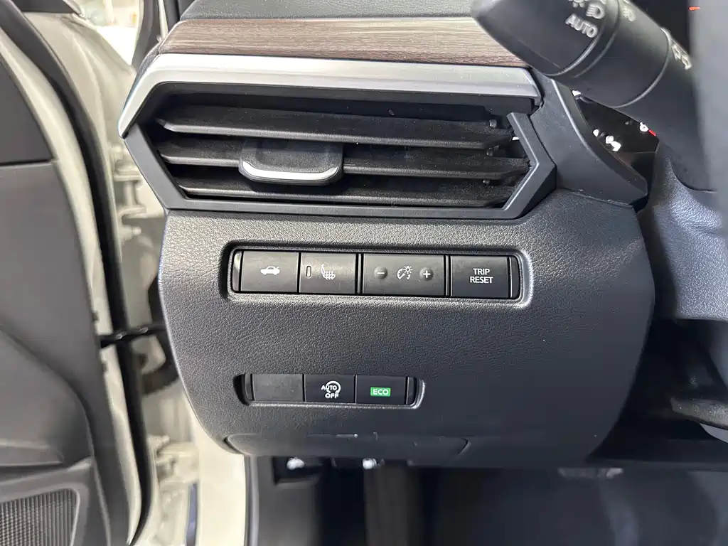 Nissan Teana 2022