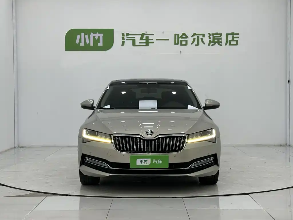 Skoda Superb 2022 — фото 2