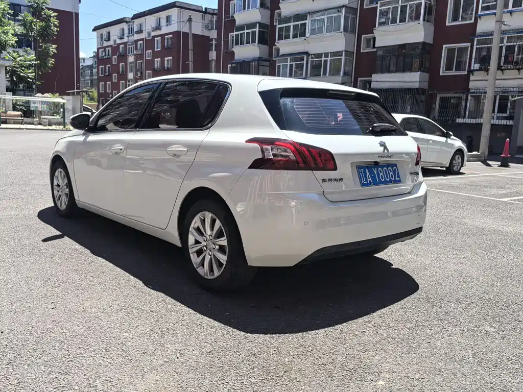 Peugeot 308S 2015