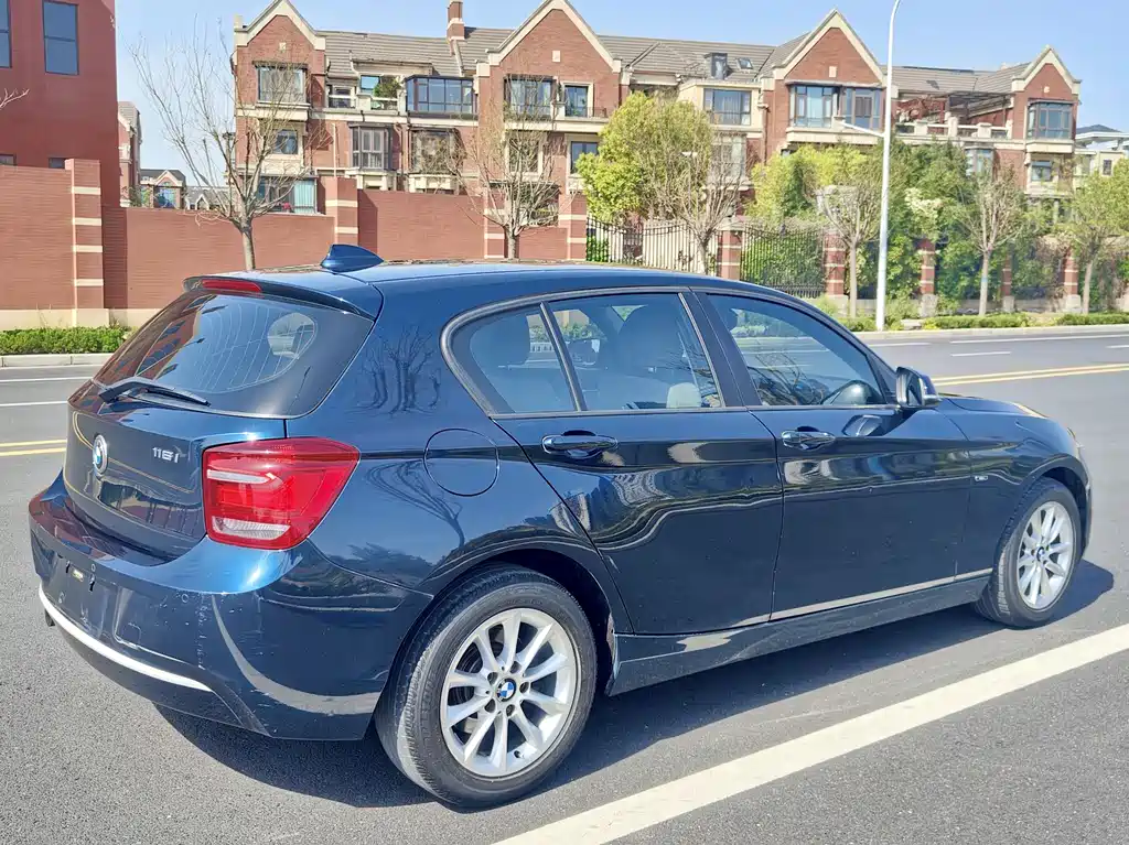 BMW 1 Series 2015 — фото 15